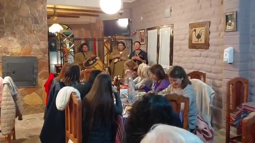 Un encuentro con música en la hostería